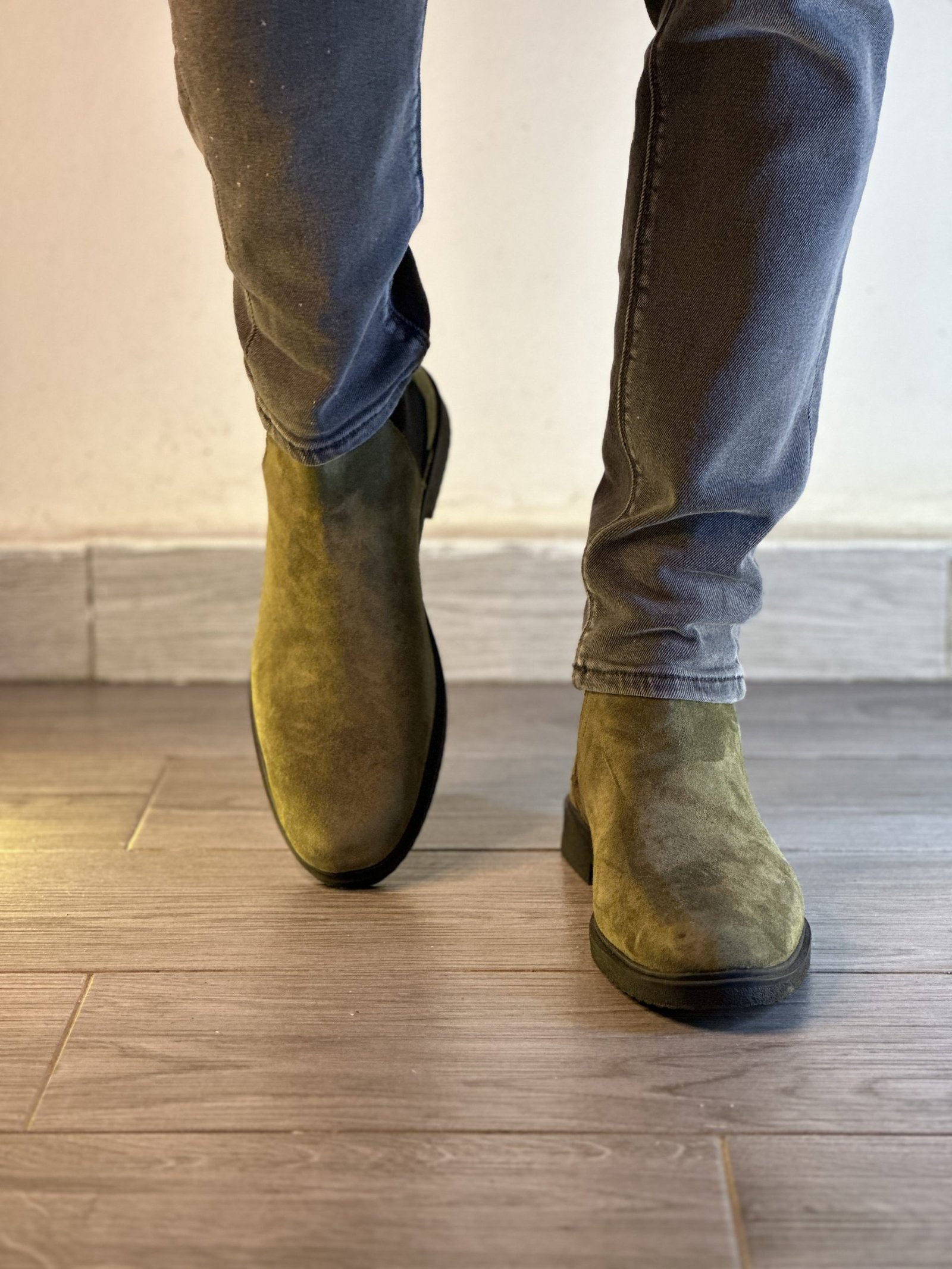 OL224 AE – Image 2